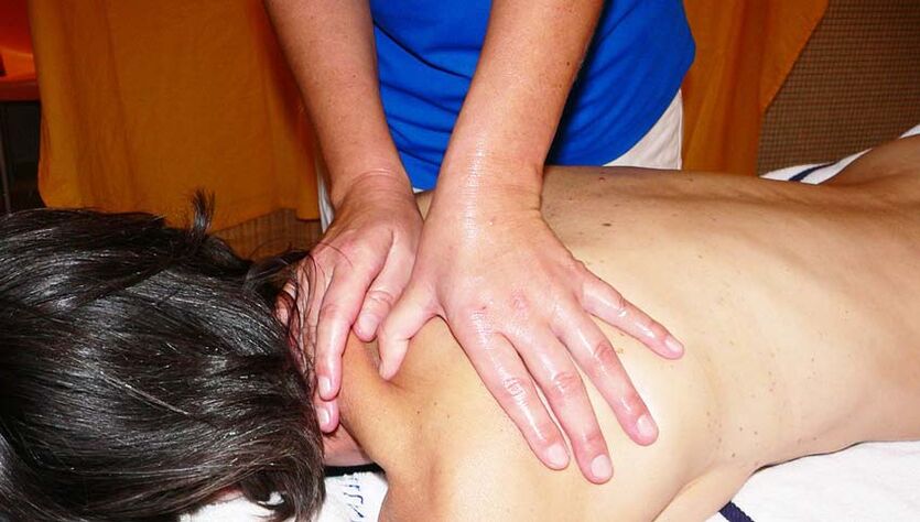 Massage session for osteochondrosis Beds spine